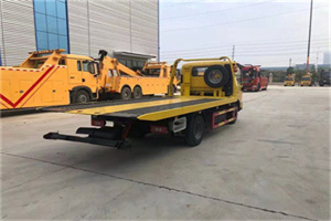 玉屏非事故拖车